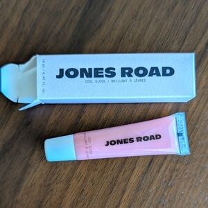 Jones Road Beauty - Cool Gloss - Pink Lilac